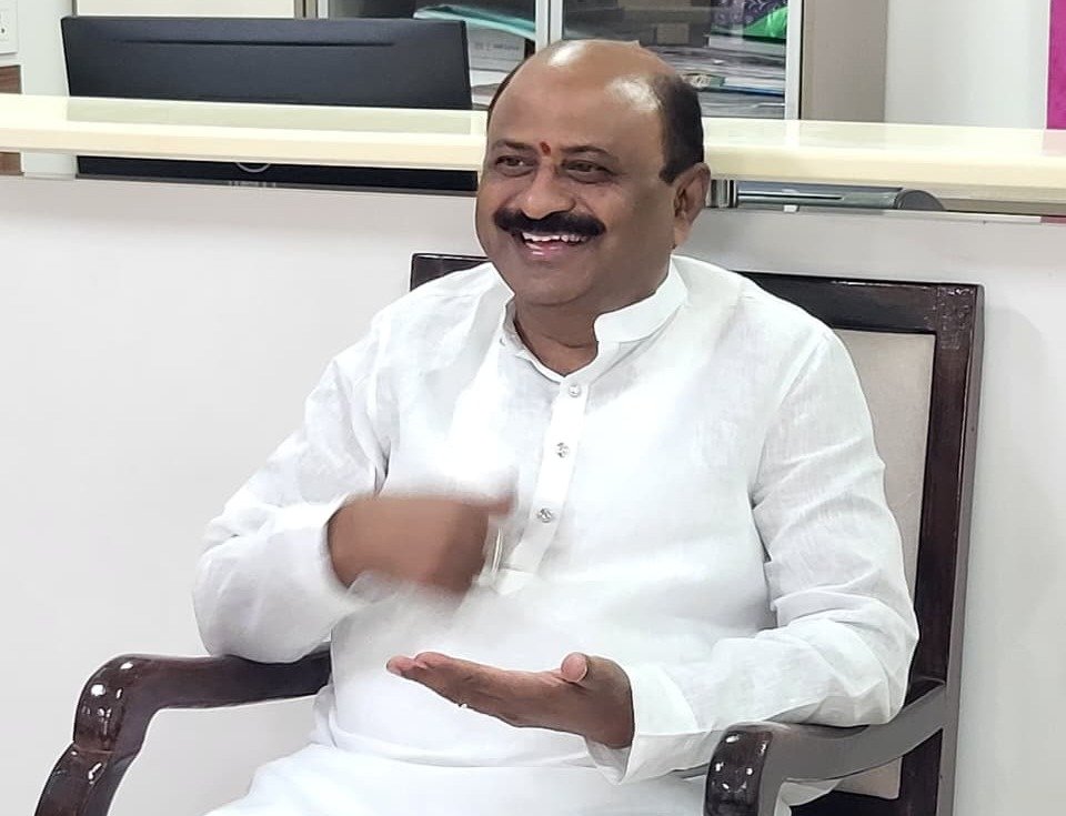 ఆశయం పుట్టింది అవమానం నుండే..