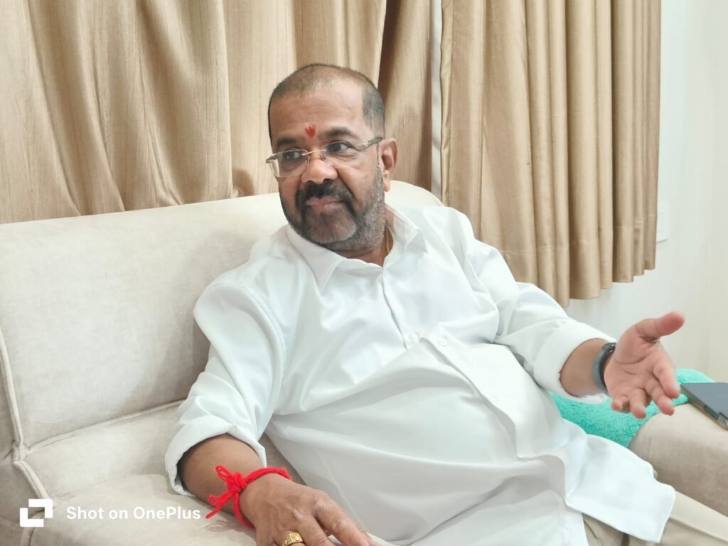 పోస్టర్లు అతికించా.. ప్రజాప్రతినిధిగా ఎదిగా..