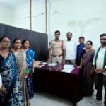 ఇంట్లో బంధించిన జయశ్రీకి న్యాయం చేయాలి