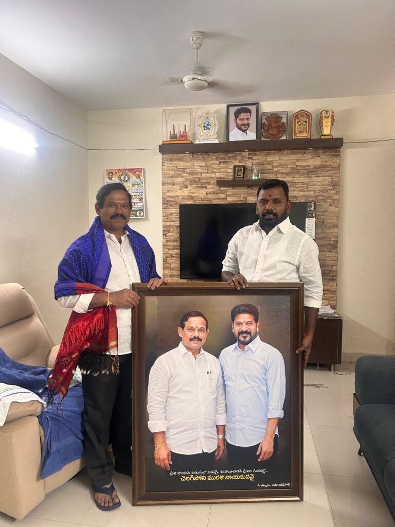 ఎమ్మెల్యే మురళి నాయక్ ను కలిసిన బుడిగె సతీష్ గౌడ్